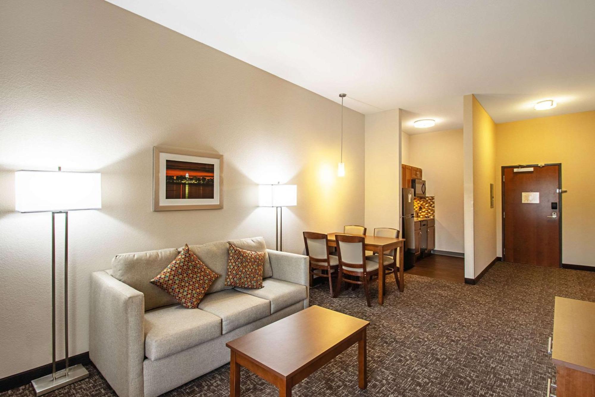 Mainstay Suites Madison - Monona Εξωτερικό φωτογραφία