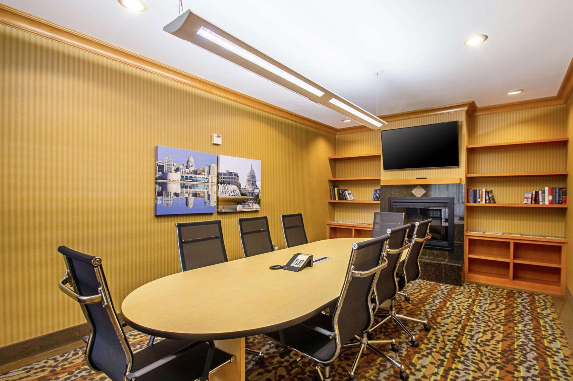 Mainstay Suites Madison - Monona Εξωτερικό φωτογραφία
