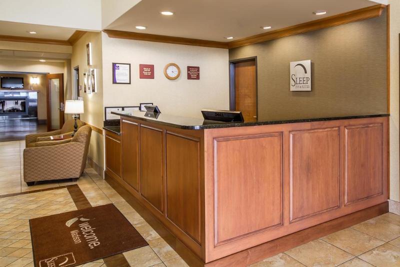 Mainstay Suites Madison - Monona Εξωτερικό φωτογραφία